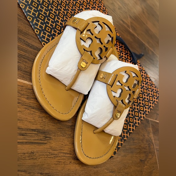 Tory Burch sandals - Picture 4 of 12